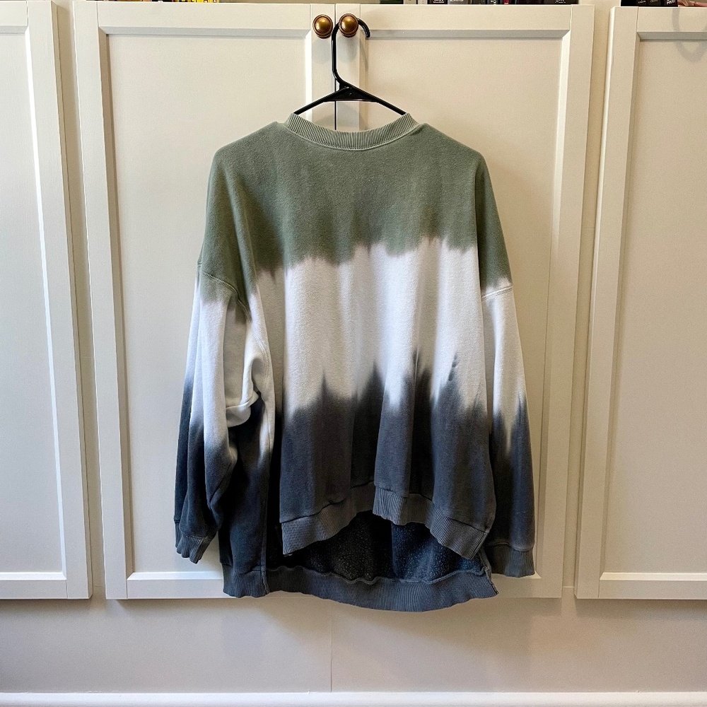 AE Amazingly Soft Oversized Crewneck Sweatshirt